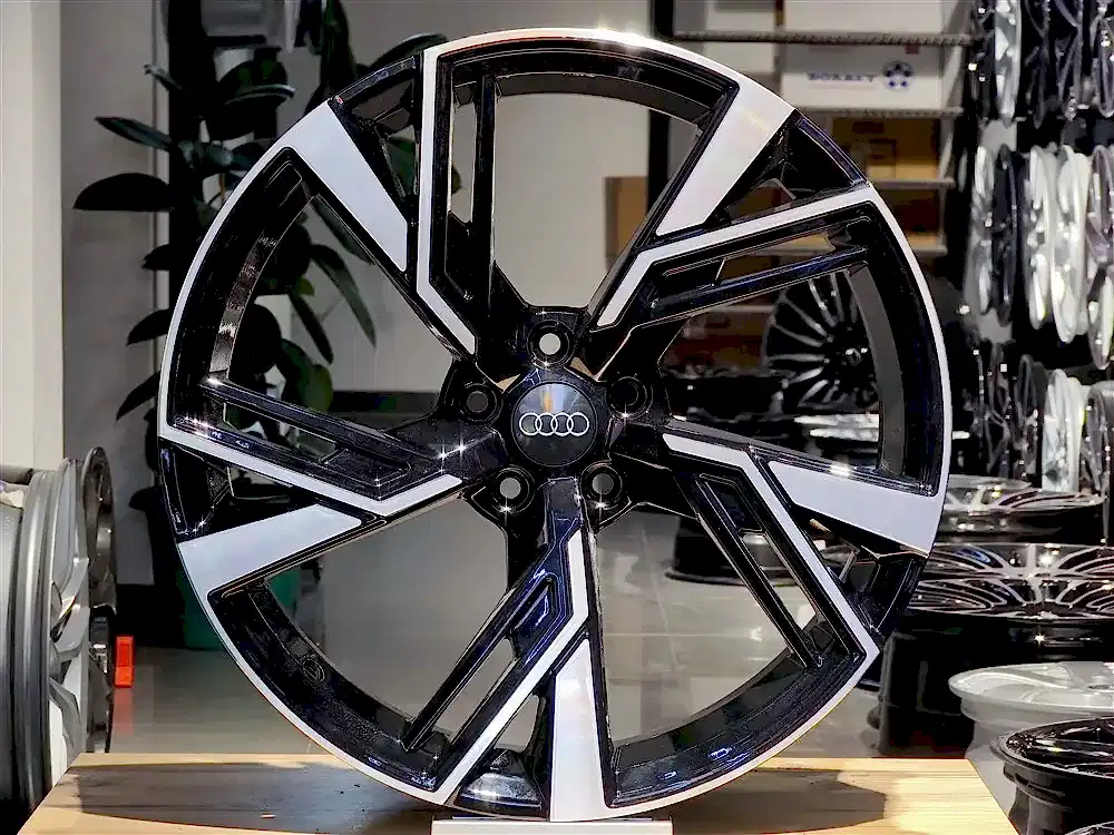 20" AUDİ RS6 - Görsel 1