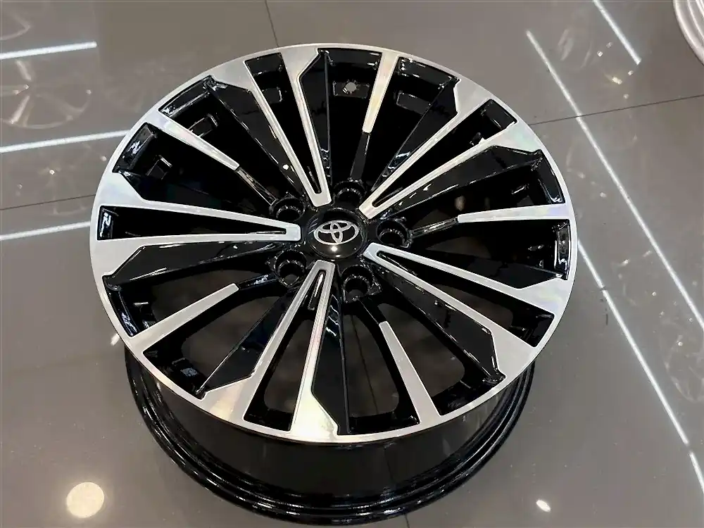 17" YENİ TOYOTA - Görsel 1