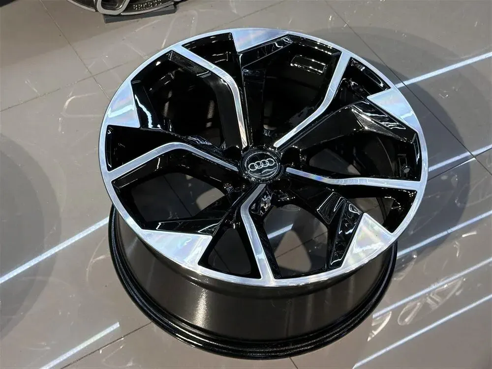 21" AUDİ Q7-Q8 - Görsel 1