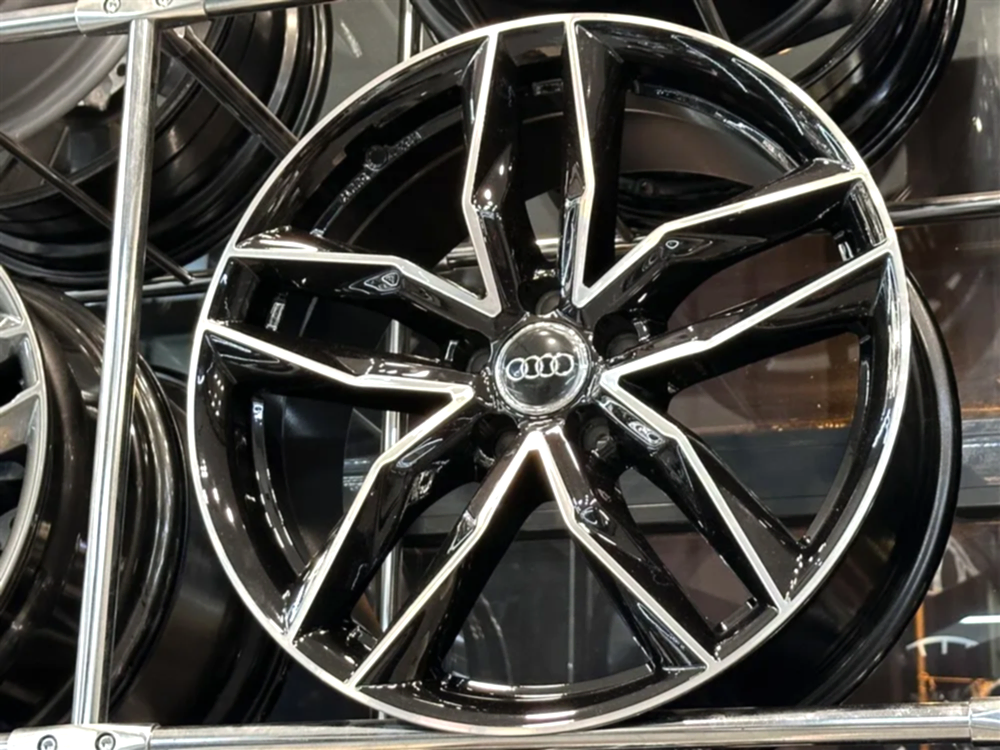 19" AUDİ RS6 - Görsel 1