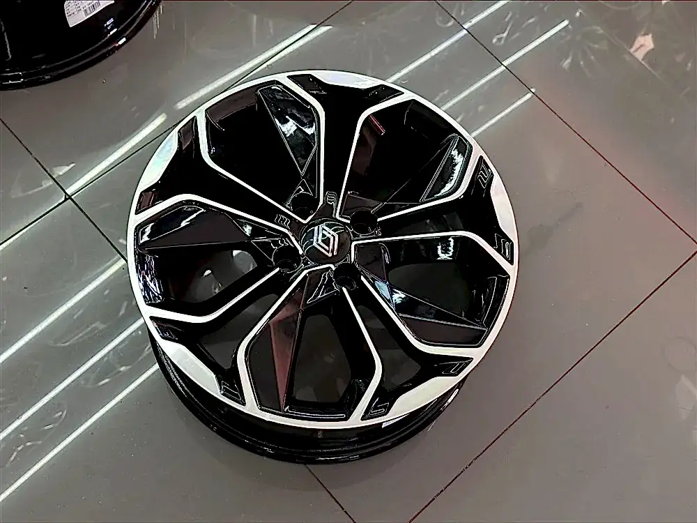 16" CLİO İCON - Görsel 1