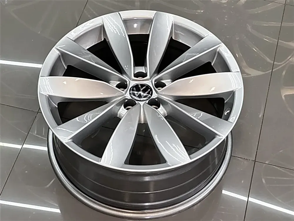 18 İnç Volkswagen Lugano Tasarım Jant Takımı 5x100 ET41 (Silver / Gümüş) - Görsel 1