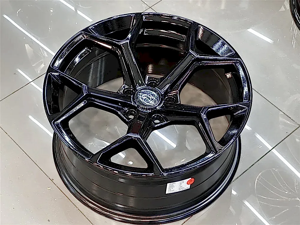 18" RS6 PIANO BLACK - Görsel 2