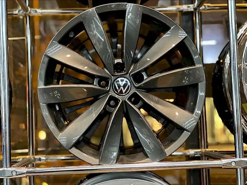18 İnç Volkswagen Lugano Jant Takımı 5x112 ET41 (Gunmetal) - Görsel 1